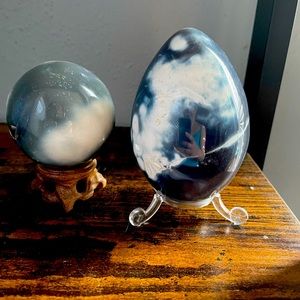 Two orca agate crystals 1 egg 1 sphere